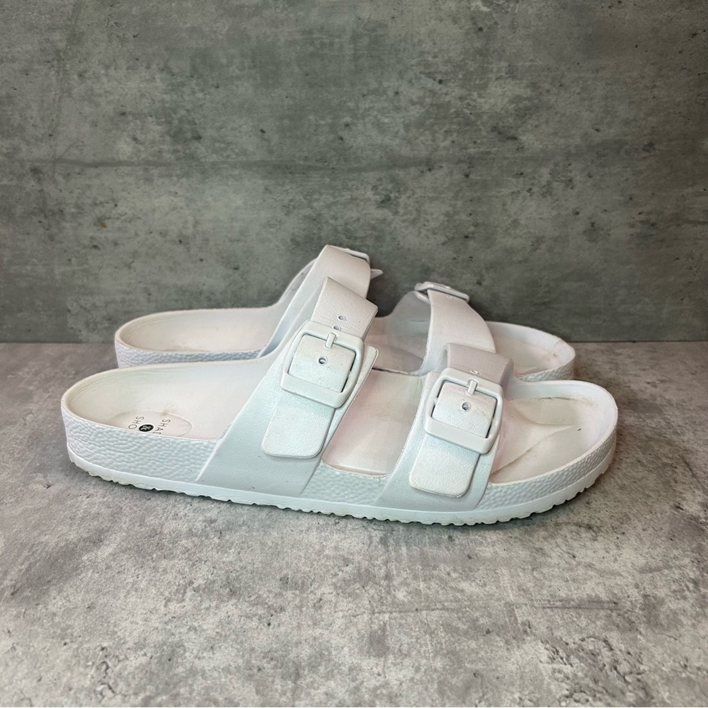 Sand & Shore Sandals Womens sz 10 - white